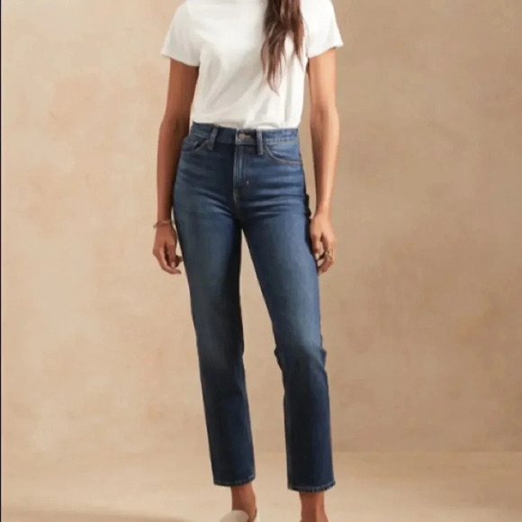 Banana Republic Straight Jeans - Picture 3 of 13